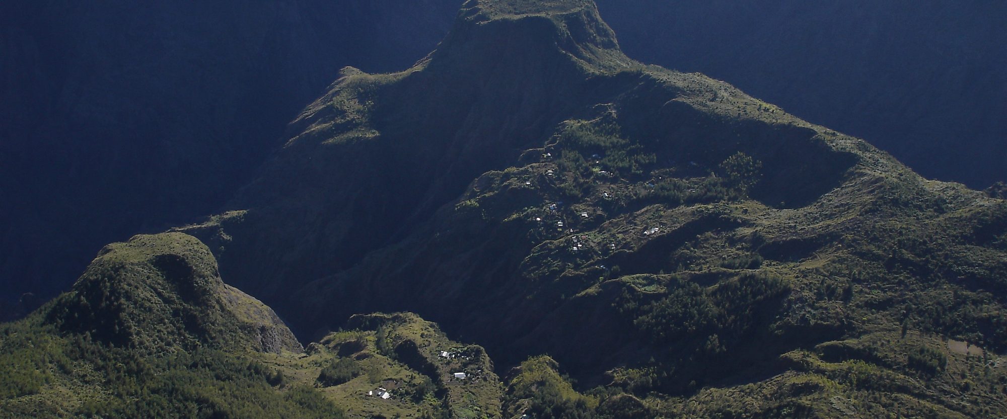 Roche Plate, cirque de Mafate, La Réunion